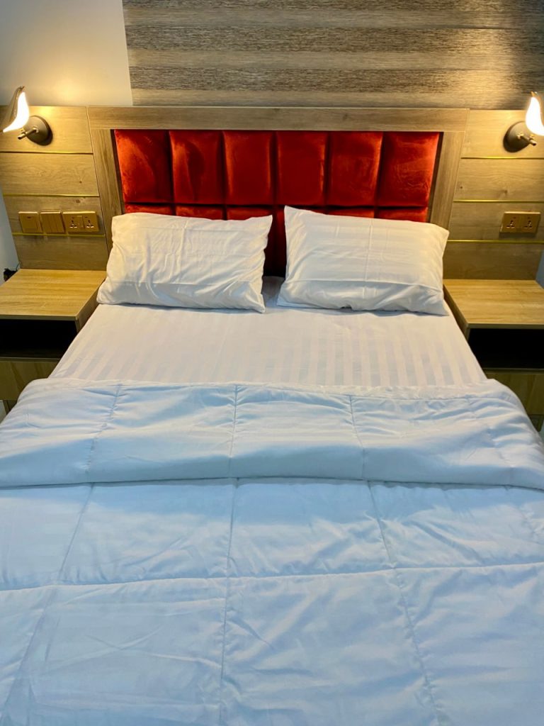 2 Bedroom Shortlet in Lekki Phase 1