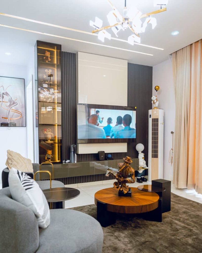 4 Bedroom Shortlet in Lekki Phase 1