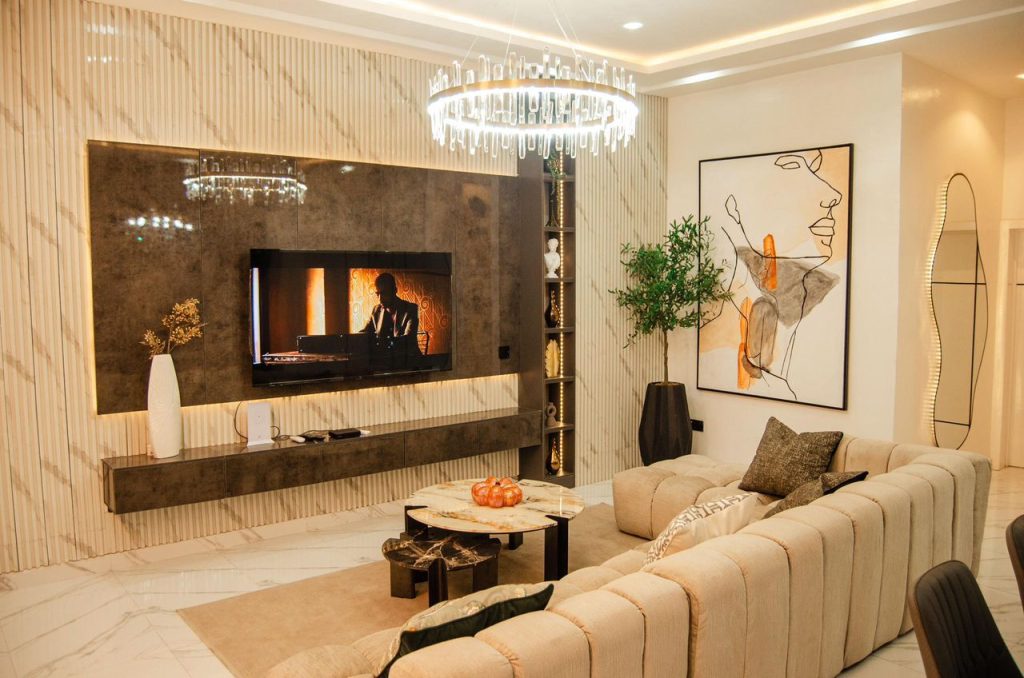 4 Bedroom Shortlet in Lekki Phase 2