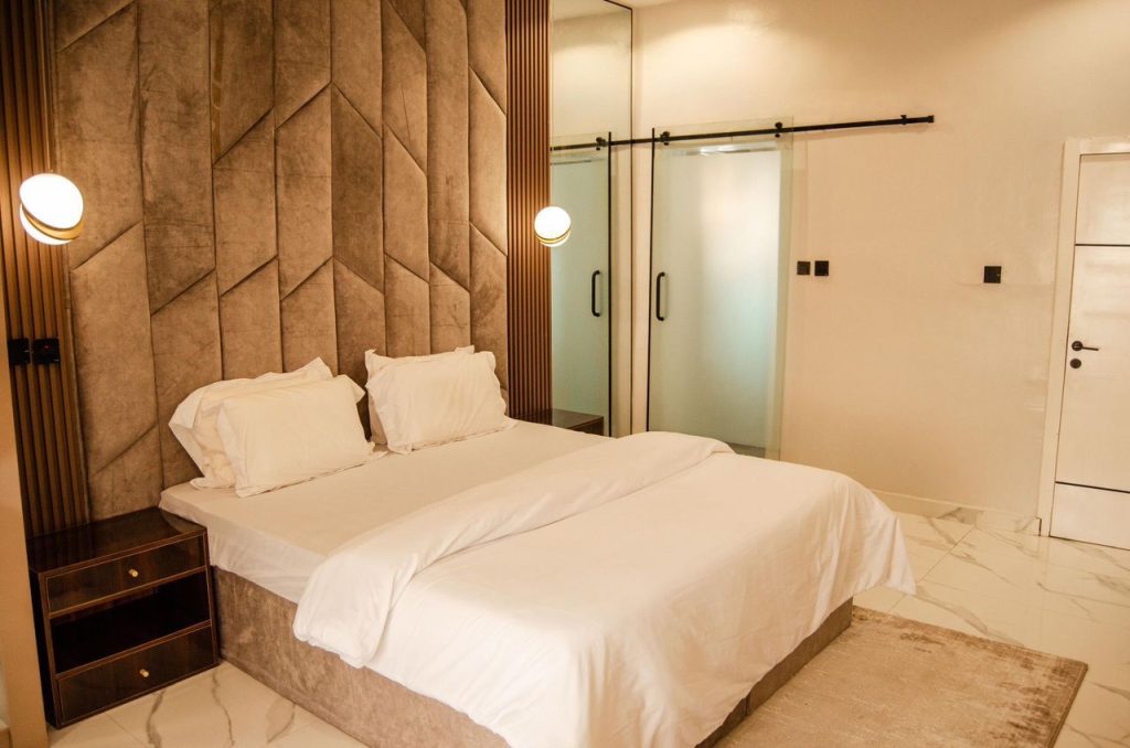 3 Bedroom Shortlet in Lekki Phase 2