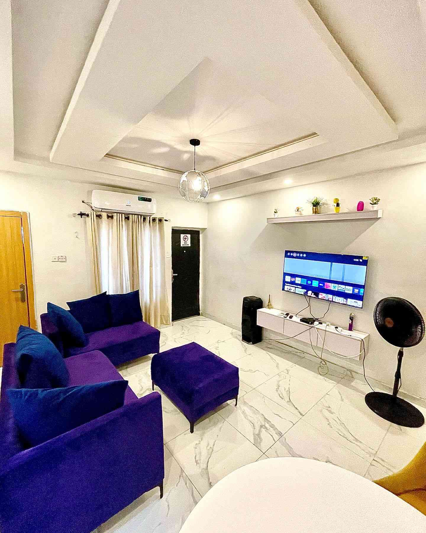 Modern 2 Bedroom Shortlet near Ikeja &ndash; Ilupeju, Lagos